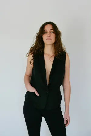 Acer Vest Black