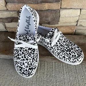 Gypsy Jazz Black White Cavani Shoe