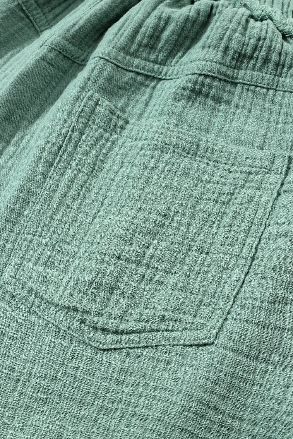 White Crinkled Raw Edge Casual Shorts