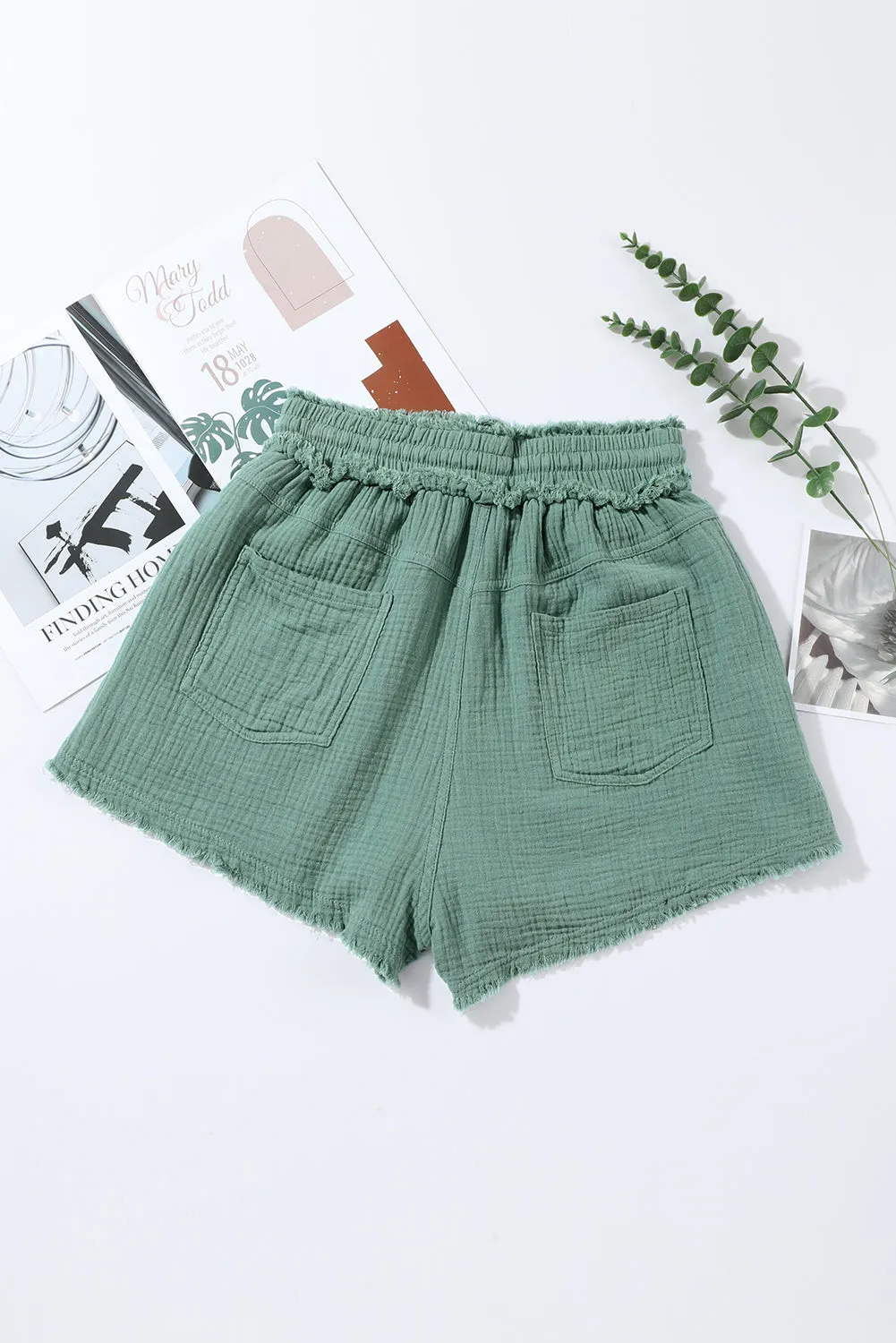 White Crinkled Raw Edge Casual Shorts