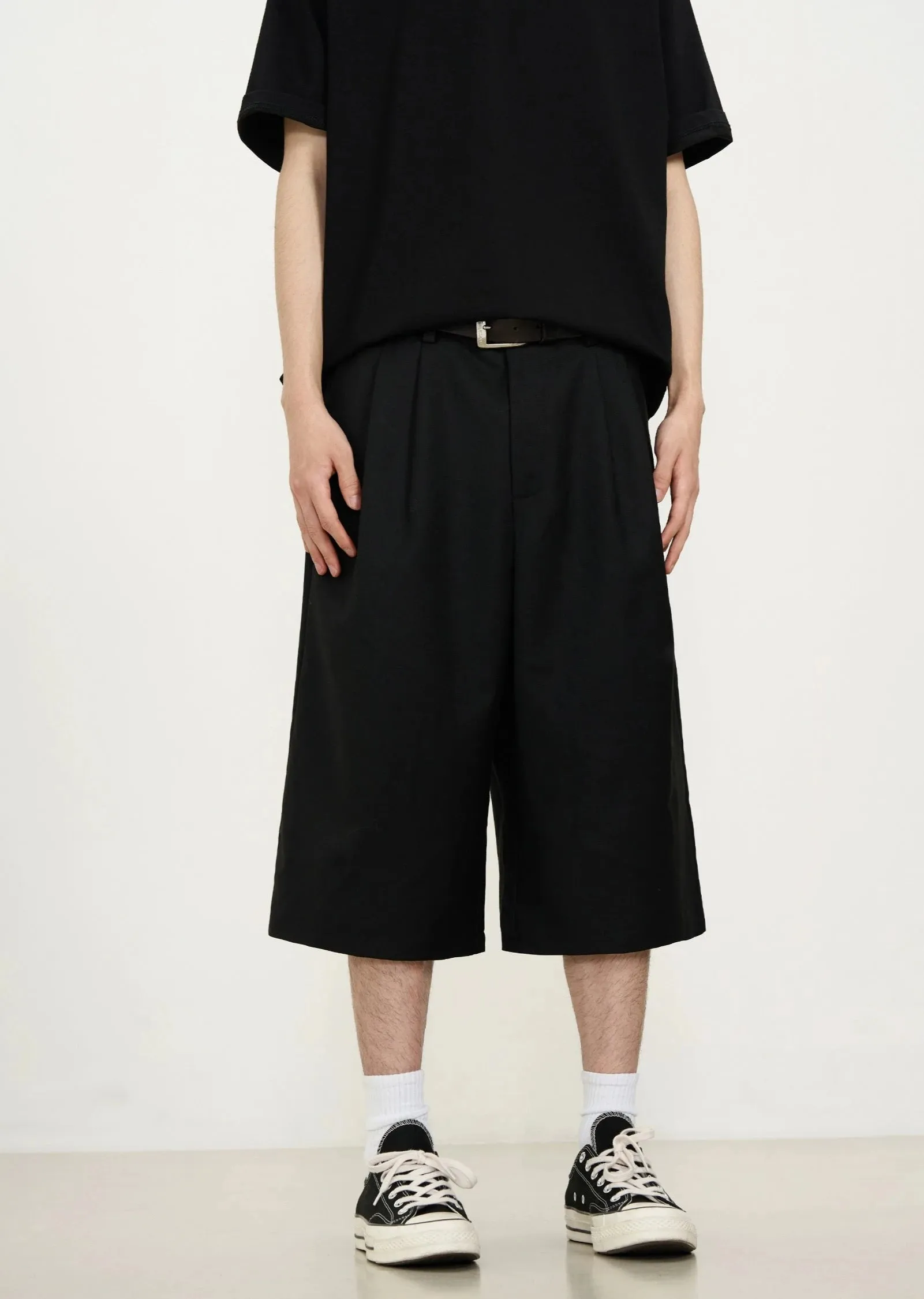 Wide-Leg Pleated Bermuda Shorts