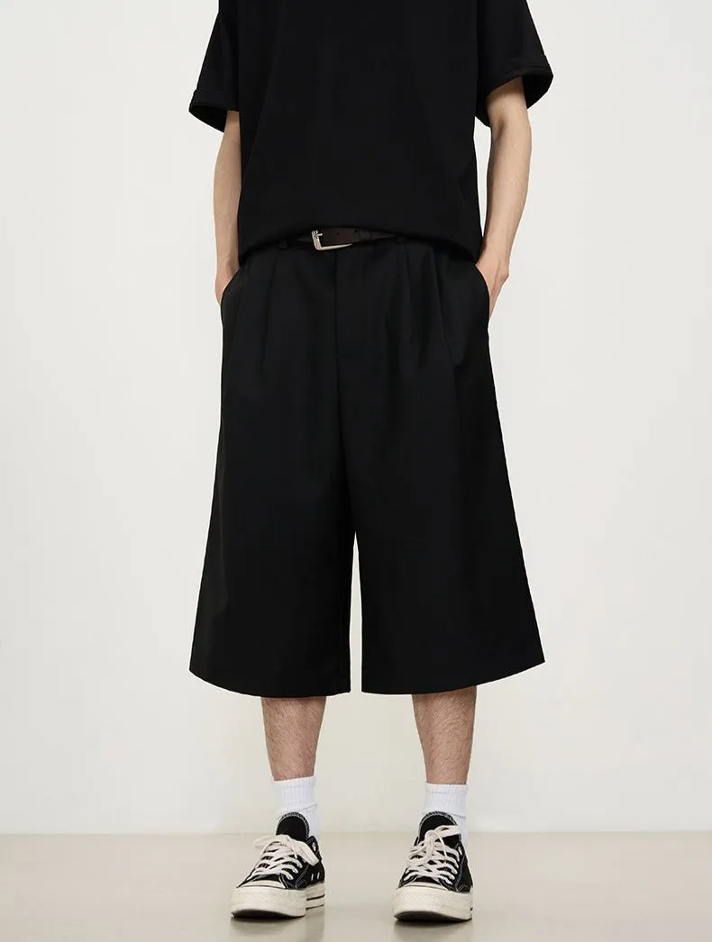 Wide-Leg Pleated Bermuda Shorts